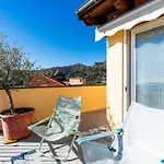 Casa vacanze Terrazza Con Glicine By Interhome *