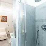 Terrazza Con Glicine By Interhome Casa vacanze Alassio