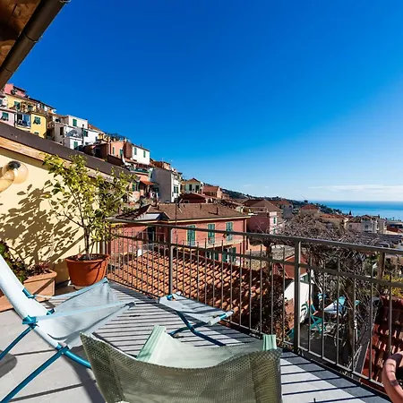 Terrazza Con Glicine By Interhome 펜션 알라시오