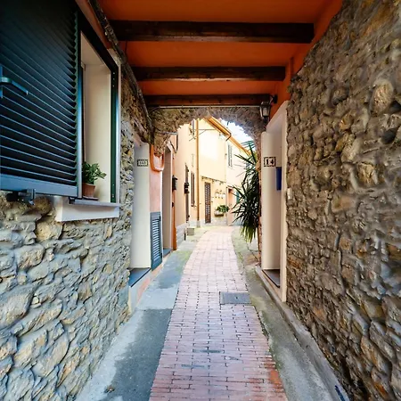 Prázdninový dům Terrazza Con Glicine By Interhome Alassio