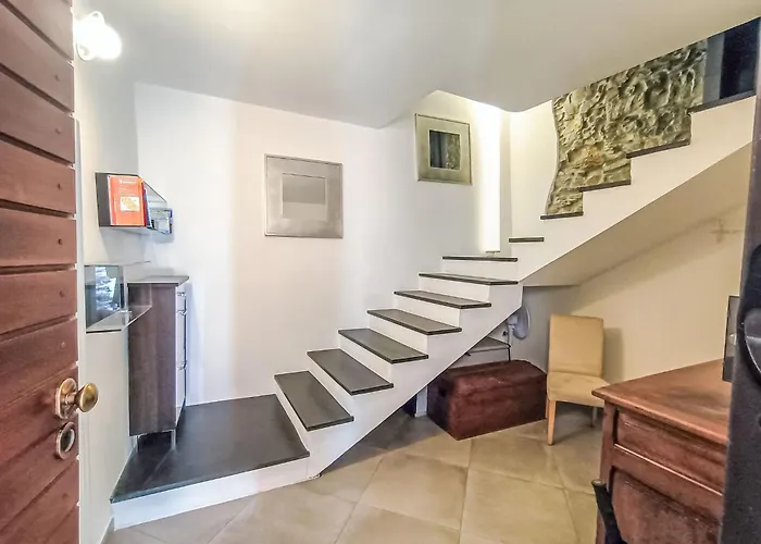 Terrazza Con Glicine By Interhome 펜션 알라시오