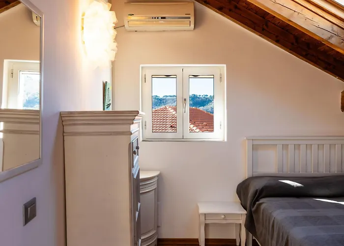 Terrazza Con Glicine By Interhome Tatil Evi