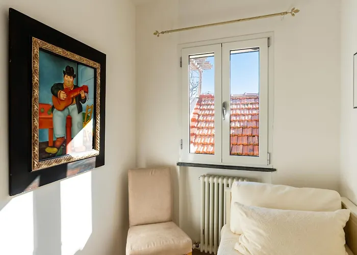 Terrazza Con Glicine By Interhome 알라시오