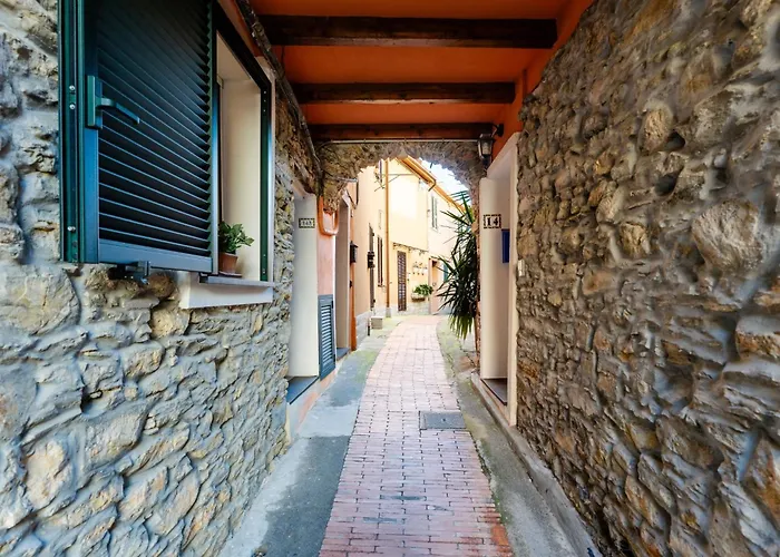 펜션 Terrazza Con Glicine By Interhome 알라시오