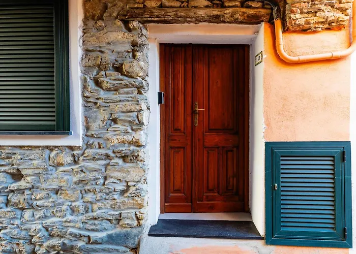 Terrazza Con Glicine By Interhome * 알라시오