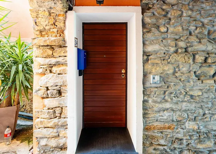 Terrazza Con Glicine By Interhome