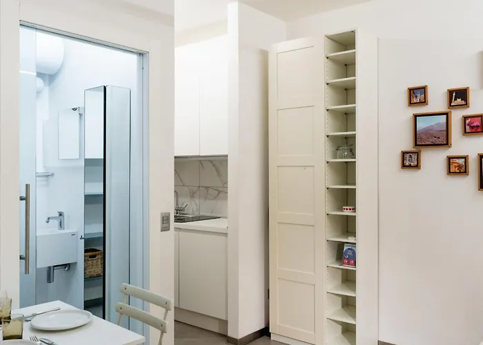 Terrazza Con Glicine By Interhome 펜션 알라시오